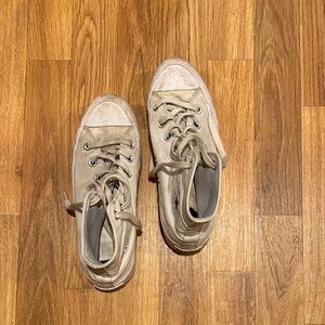 “White” platform Chucks